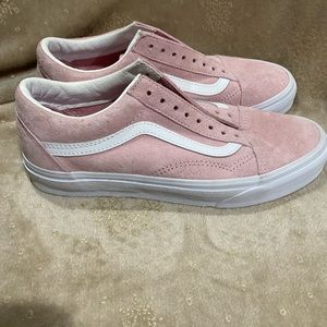 Women’s pink vans